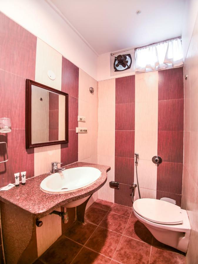 Oyo 1681 Hotel Devansh Удайпур Екстериор снимка