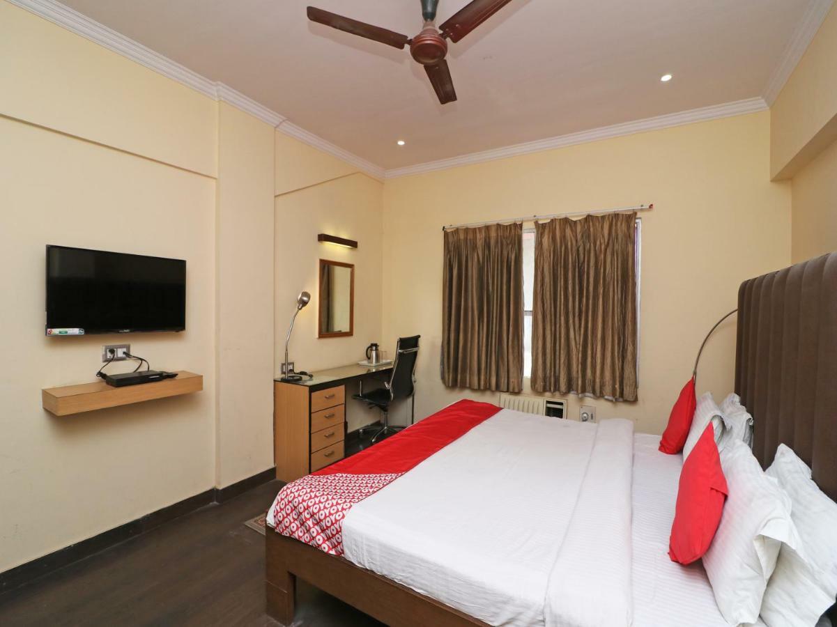 Oyo 1681 Hotel Devansh Удайпур Екстериор снимка