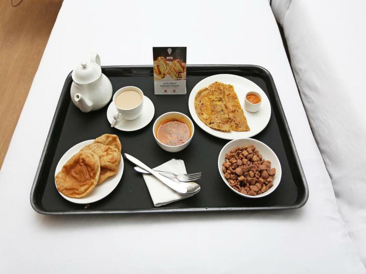 Oyo 1681 Hotel Devansh Удайпур Екстериор снимка