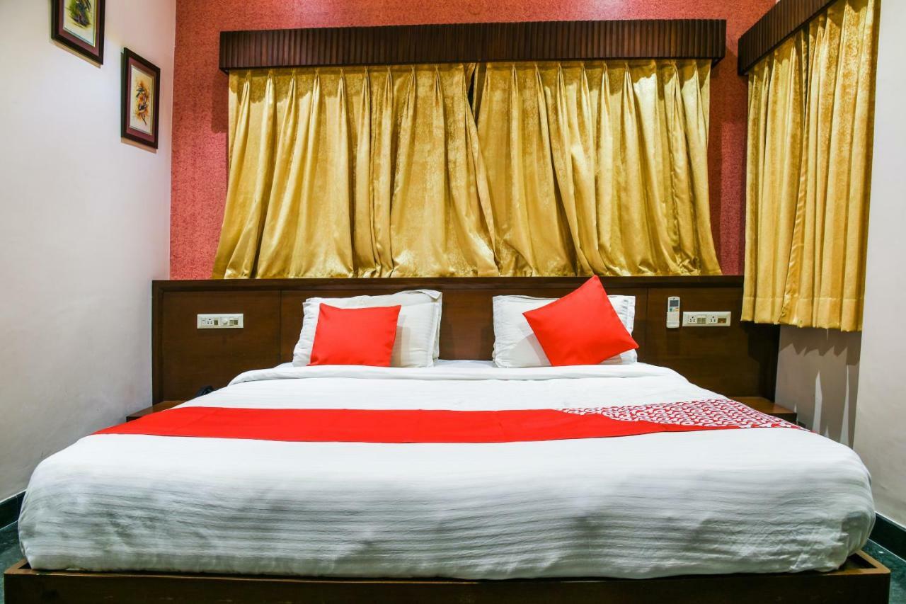 Oyo 1681 Hotel Devansh Удайпур Екстериор снимка
